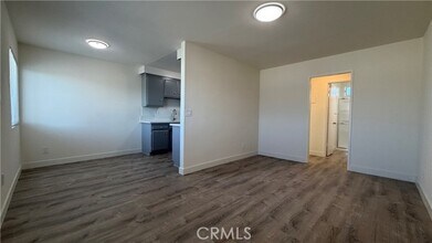 Building Photo - 908 Marguerita Ave