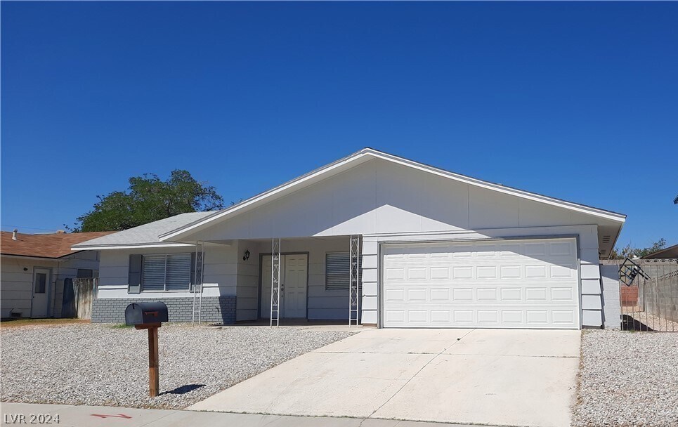 Foto principal - 1012 Ron Evans St