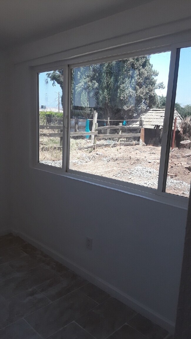 Foto del edificio - 20653 Rd 232