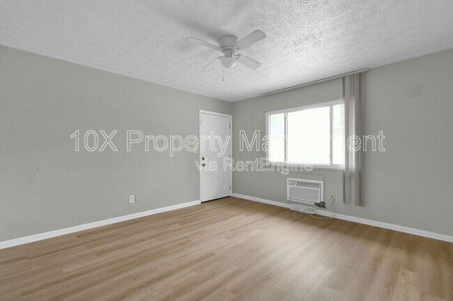 Foto del edificio - 1731 Elaine Rd