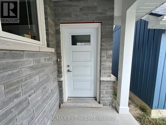 Photo du bâtiment - 3148 Mosley St