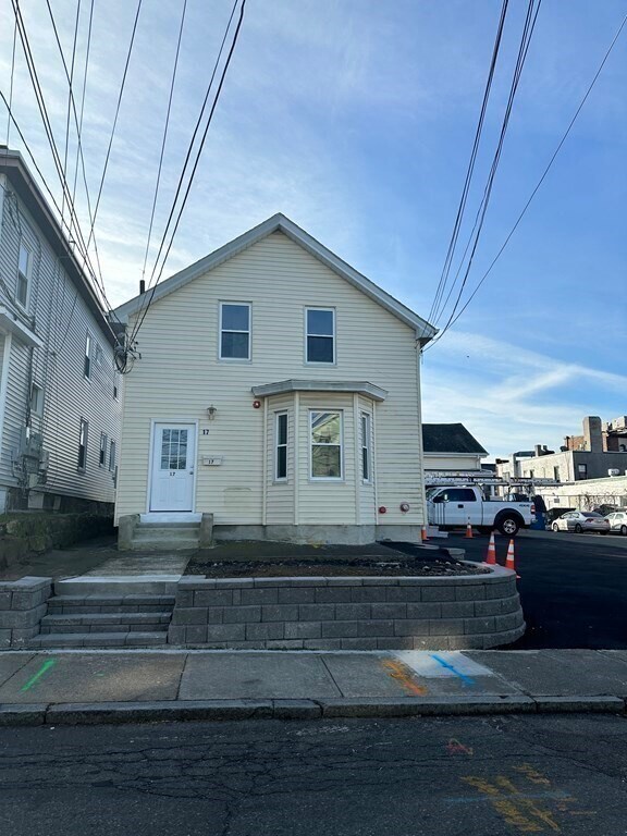 17 Taylor St, Waltham, MA 02453 House Rental in Waltham, MA