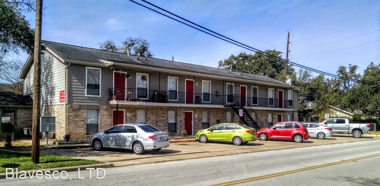 Primary Photo - 1205 Avenue A