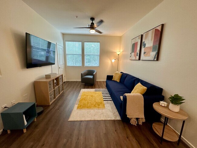 Foto del edificio - 2351 E Hidalgo Ave