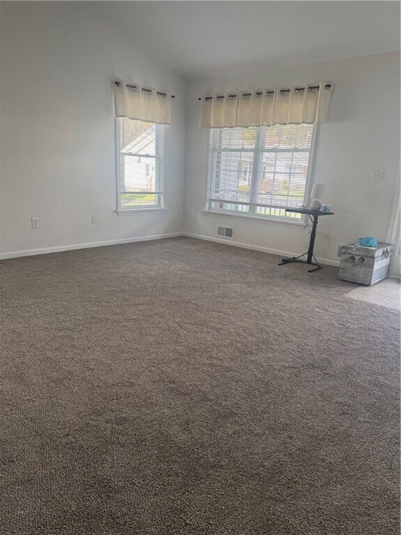 Foto del edificio - 84 Brownstone Ln