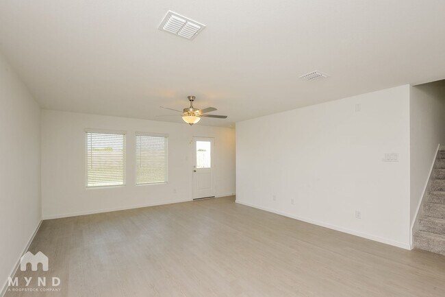Foto del edificio - 2768 Mistwood Dr