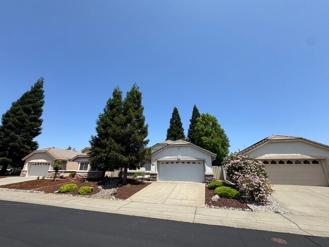 Building Photo - DEL WEBB 55+ COMMUNITY SINGLE STORY 2 BED,...