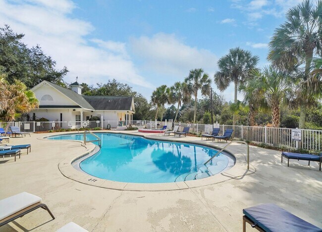 Foto del edificio - Niceville Condo With Pool!