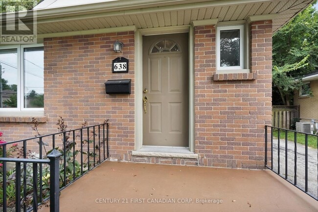 Building Photo - 638 Tennent Ave