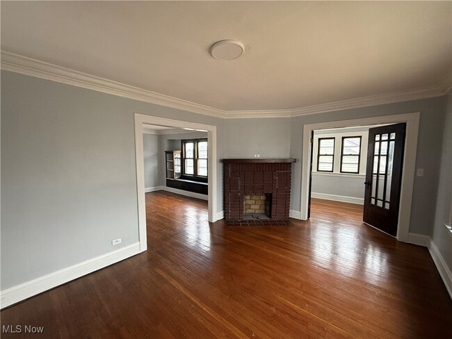 Building Photo - 3540 E 154th St