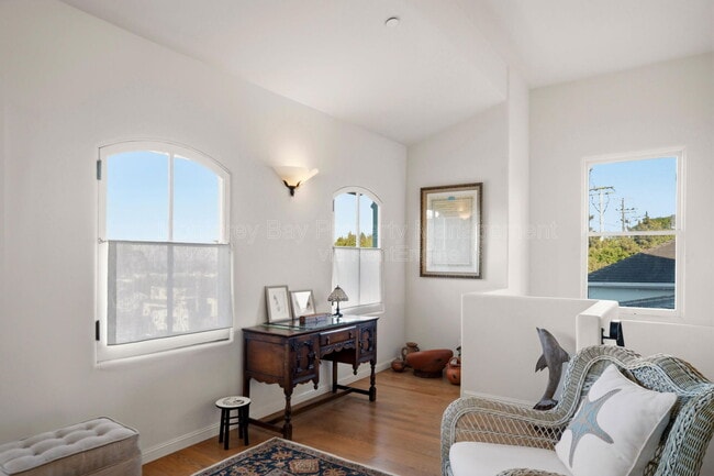 Foto del edificio - 525 Laurel Ave