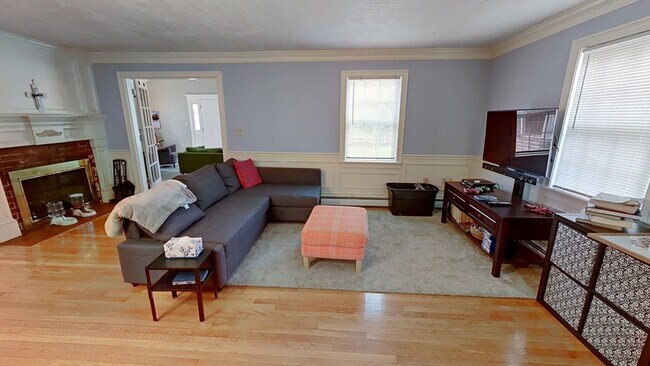 Building Photo - 32 Acton Rd