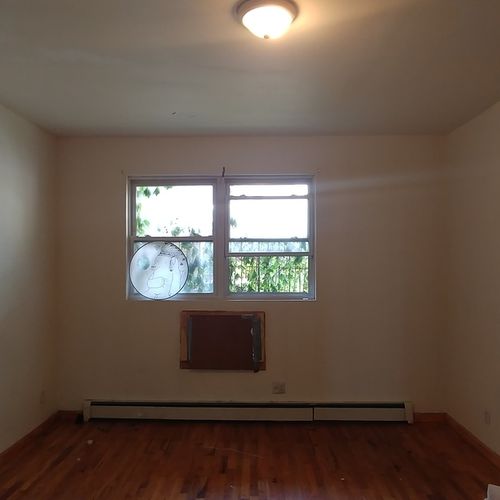 Building Photo - 37 Troutman St