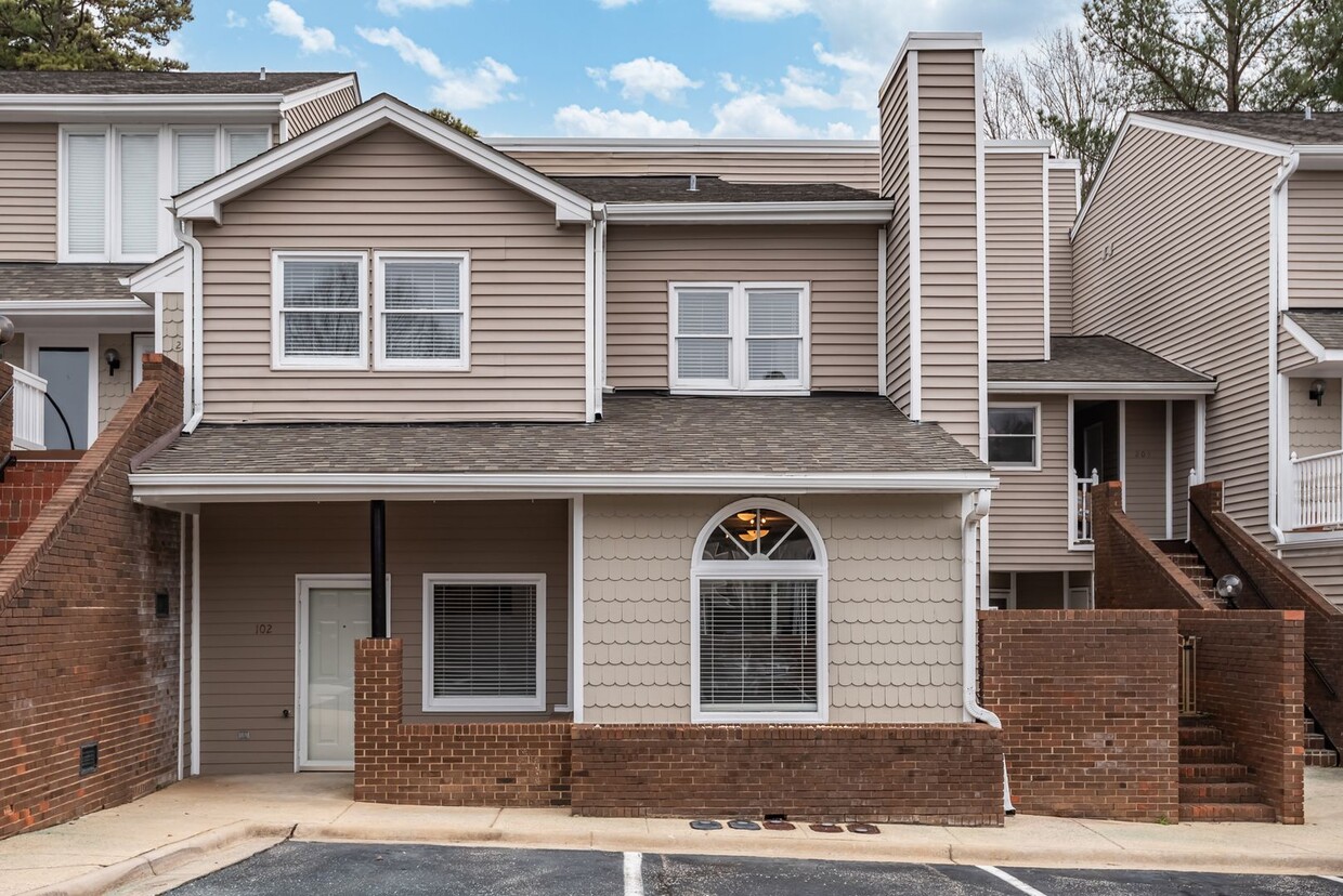 Primary Photo - 3-Bedroom 2-Level Condo in North Raleigh