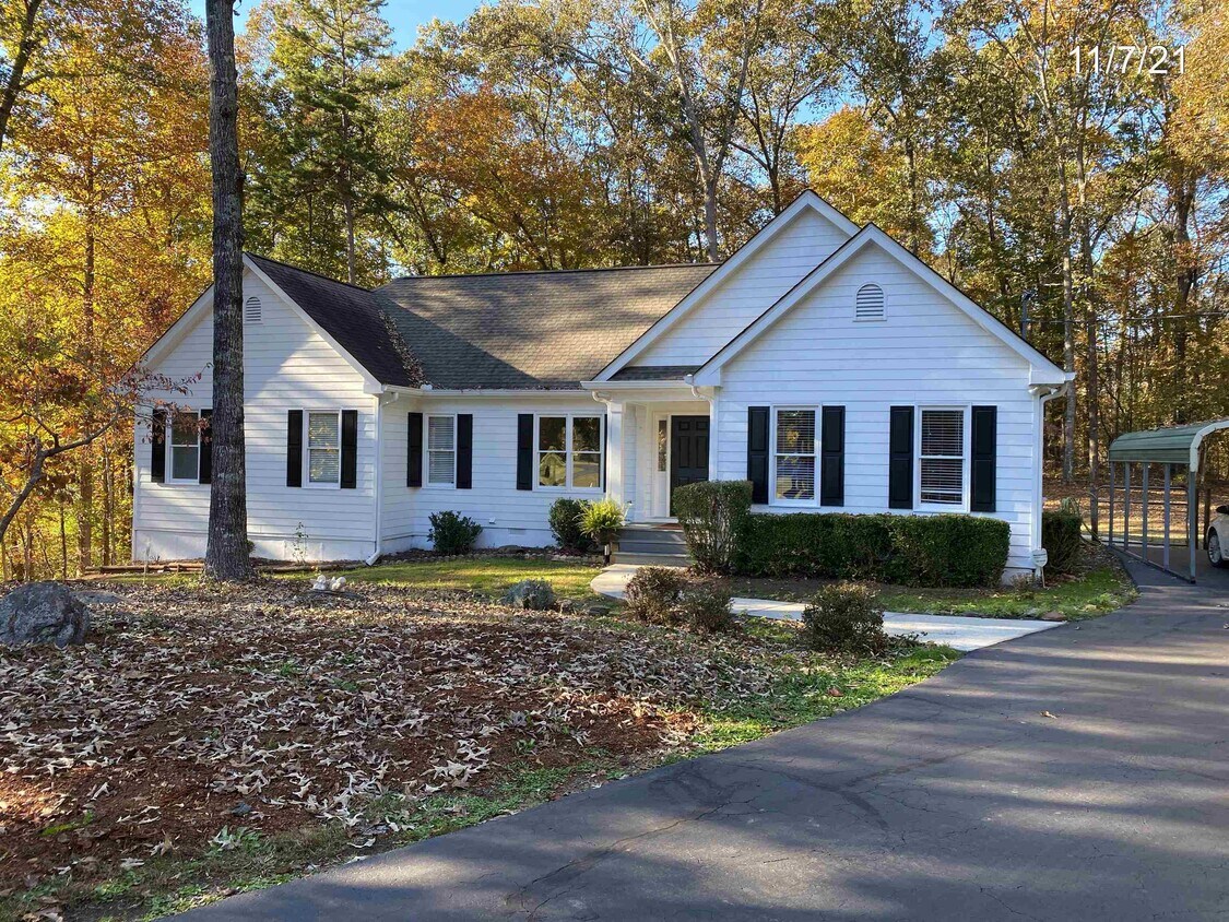 Primary Photo - 467 Hickory Grove Church Rd