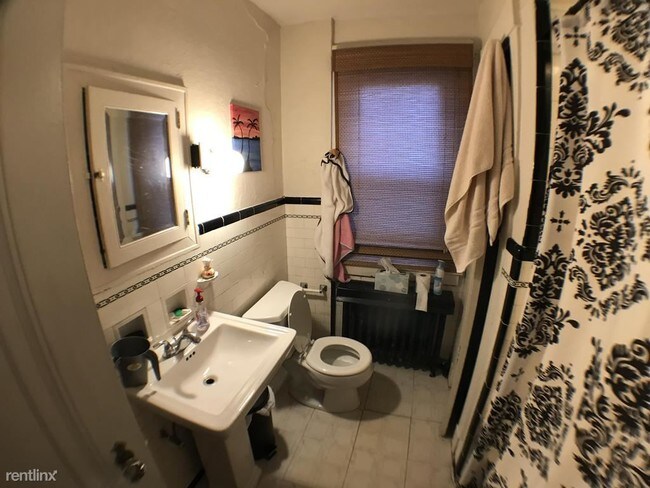 Foto del edificio - 2261 Shady Ave