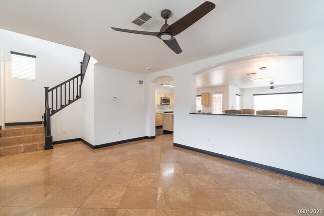Foto del edificio - 4BR/ 2.5BA/ 3PKG/ 30 PV panels in Ocean Po...