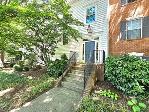 Building Photo - 7758 New Providence Dr