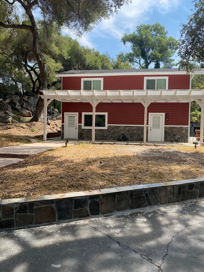 Building Photo - 47360 Sandia Creek Dr