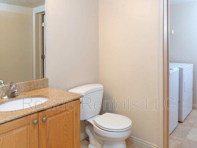 Foto del edificio - 1758 N 460 W