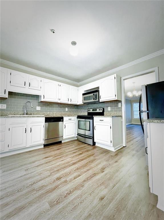 Foto del edificio - 585 Harcourt Pl SE