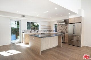 Foto del edificio - 4143 Madison Ave