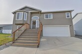Primary Photo - 617 N Shamrock Rd