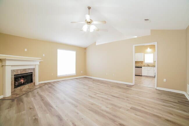 Foto del edificio - 6932 Wrenwood Dr
