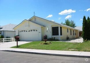 Building Photo - 1061 Shadelands Ct