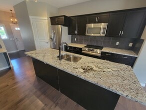 Building Photo - 18060-18085 85 St NW