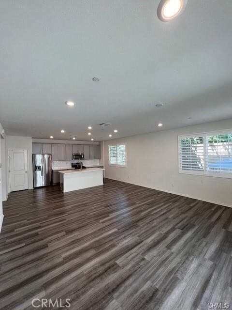 Building Photo - 5314 Mariner Ln