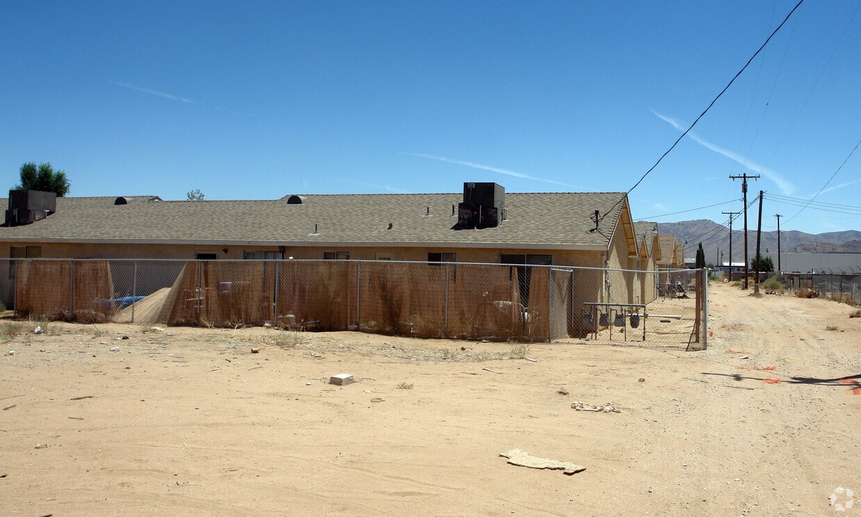 Foto del edificio - 21977 Arapahoe Ave