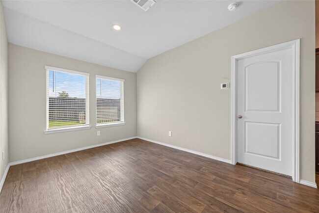 Foto del edificio - 21501 Rustic Elm Dr