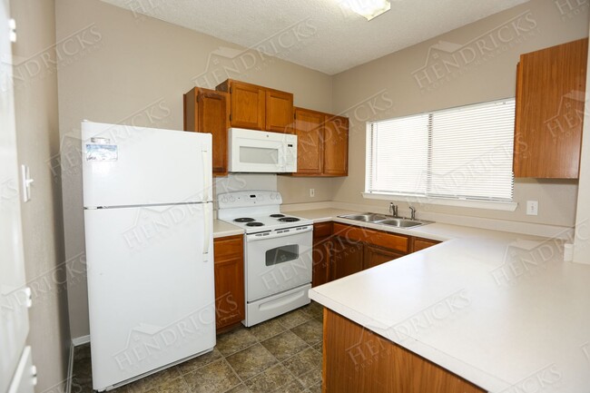 Foto del edificio - 11745 Spring Ridge Dr