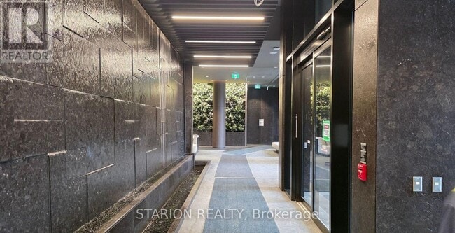 Building Photo - 120 Broadway Ave