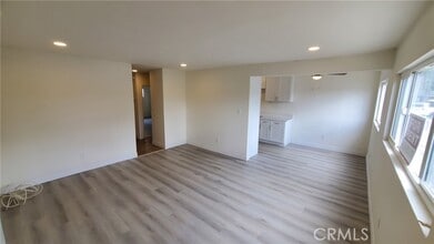 Building Photo - 5333 Hyde St