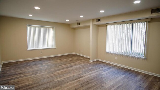 Building Photo - 2308 Aspen Cir