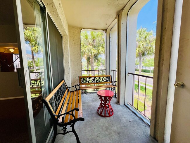 Foto del edificio - 506 Orange Dr