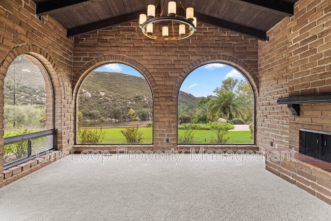 Foto del edificio - 4085 Via Palo Verde Lago