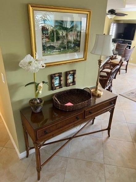 Building Photo - 1605 S US Hwy 1