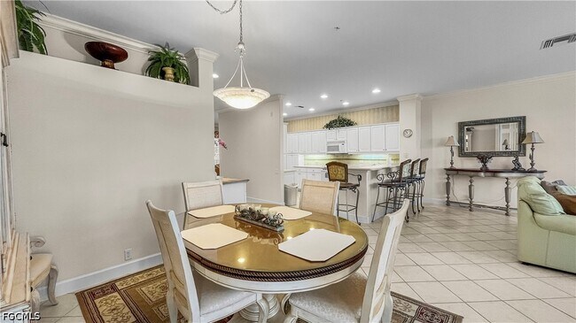 Foto del edificio - 9121 Southmont Cove