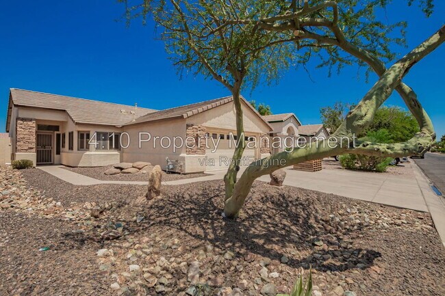 Foto del edificio - 30725 N Royal Oak Way
