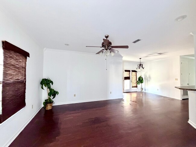 Building Photo - 8216 Casa Verde Rd