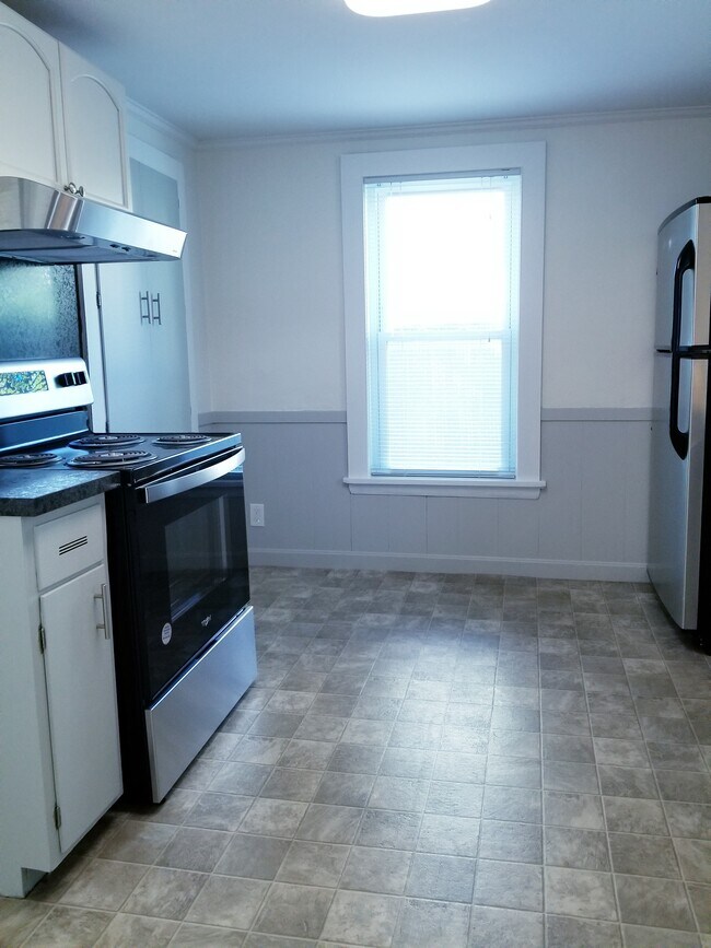 Kitchen - 11 Pleasant St
