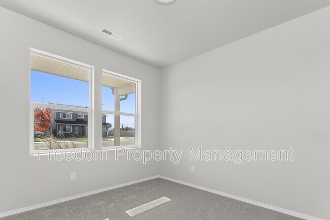Foto del edificio - 3115 River Bluff Ct