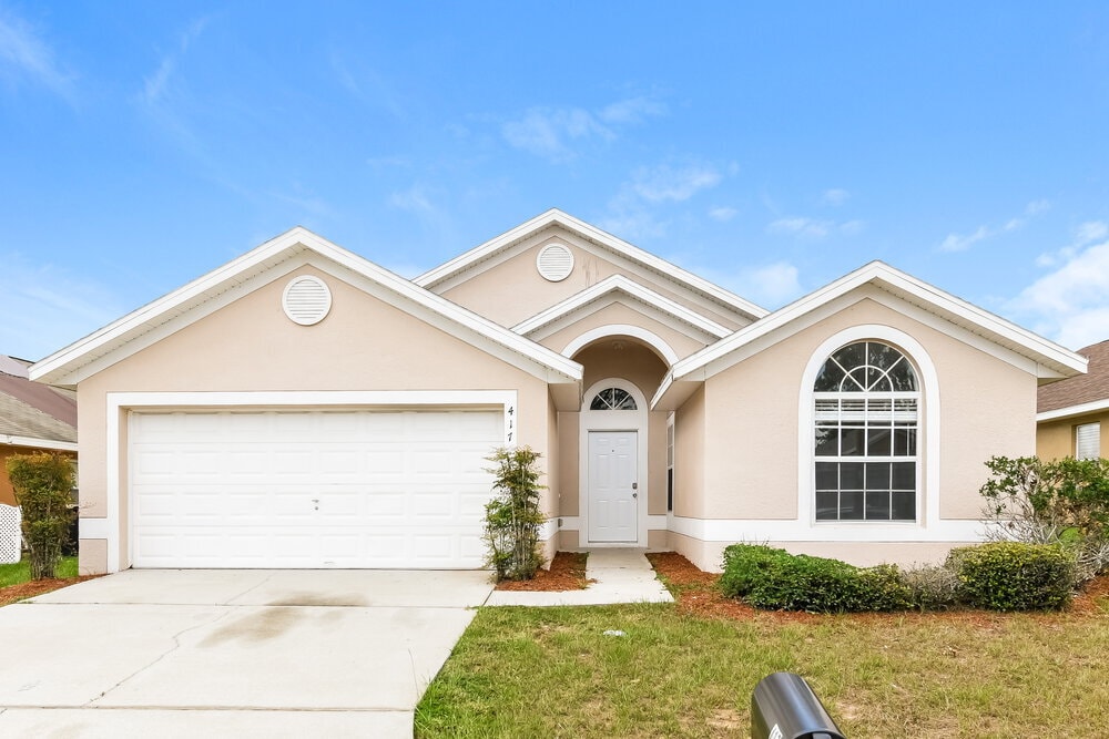 Foto principal - 417 Halstead Dr