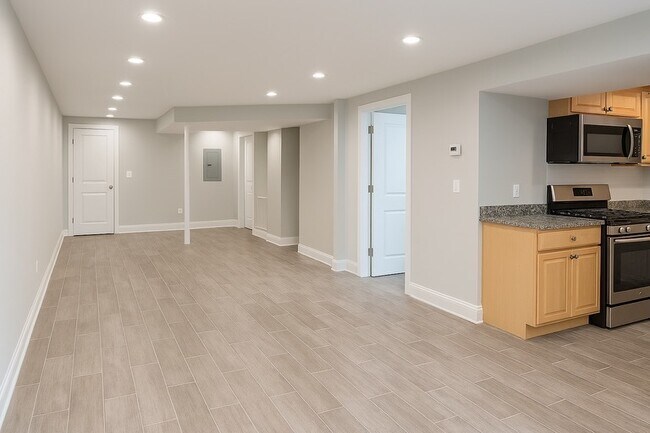 Foto del edificio - 3320 W Beach Ave