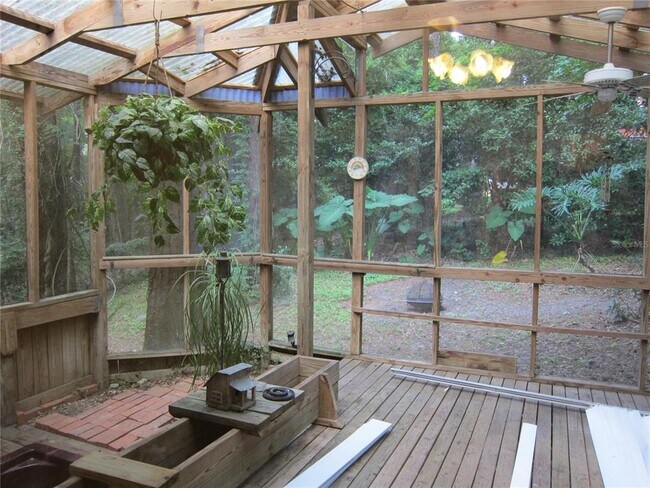 Foto del edificio - 635 SW 28 St