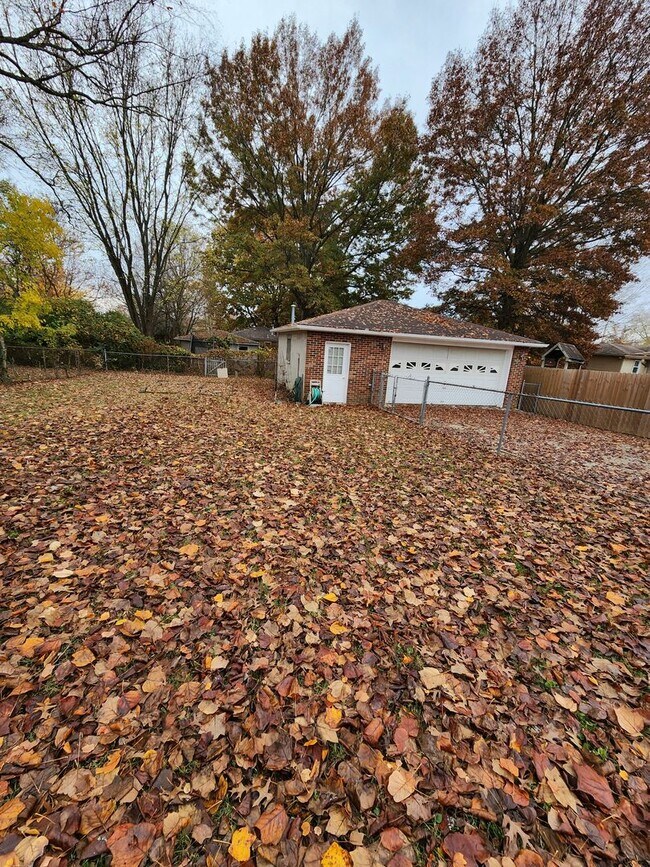 Foto del edificio - Beautiful 3 Bedroom 1 Bathroom Home