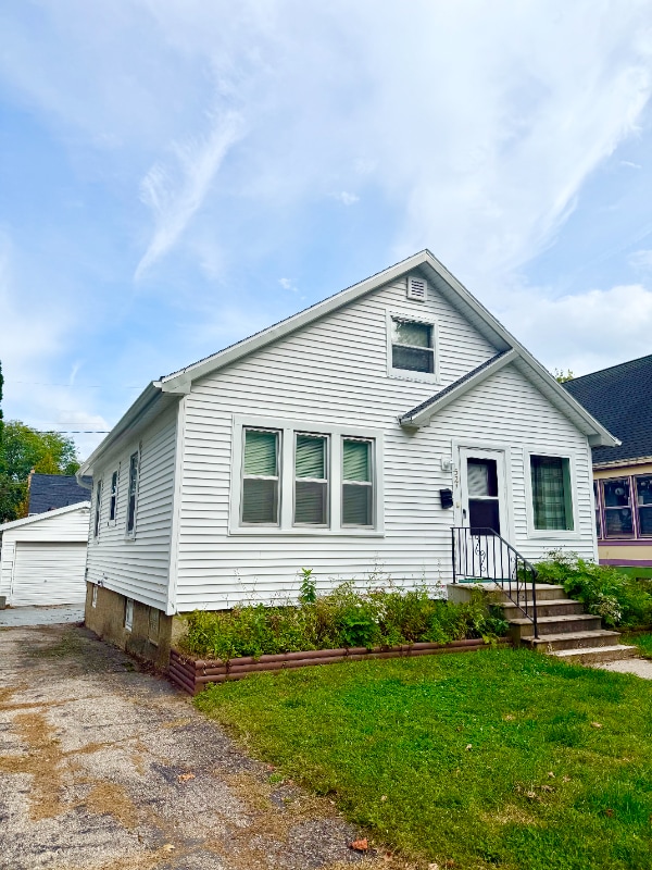 Building Photo - 521 North St